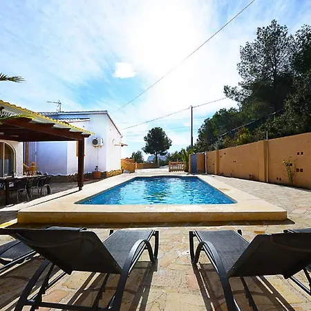 Villa Iris - Plusholidays